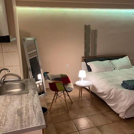 Larisa City Ap Екстер'єр фото